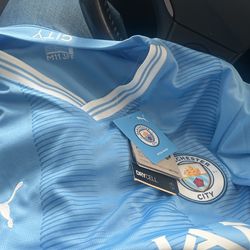 new mc city sports shirt size L