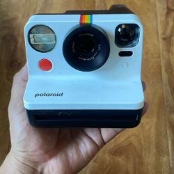 Polaroid