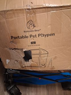 Portable pet playpen
