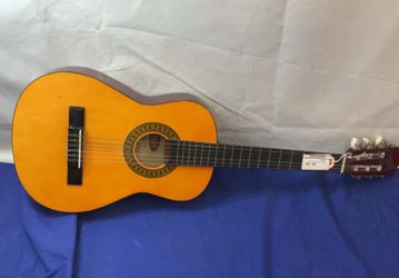 Stagg c510 1/2 size guitar