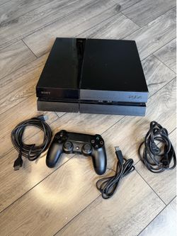 Sony PlayStation 4 PS4 CUH-1008A Console 500GB w/ OEM Controller Cables