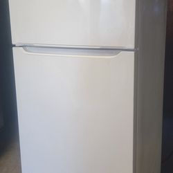 Whirlpool Refrigerator For Sale 