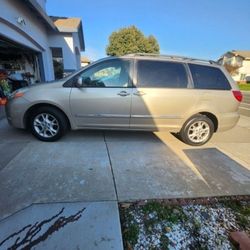 2006 Toyota Sienna