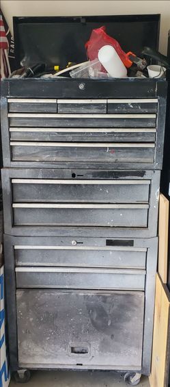 USED 3-tier Toolbox