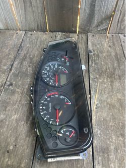 Speedometer Instrument Cluster speedometer05-07 Nissan Xterra