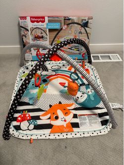 Fisher-Price 3-in-1, Music, Glow and Grow Gym