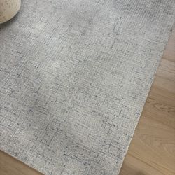 Free 8 X 10 Area Rug