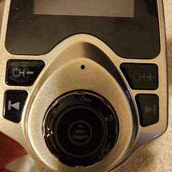 Nulaxy Bluetooth Car FM Transmitter - Like New Condition 