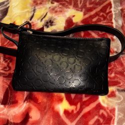 Calvin Klein Black CrossBody bag 