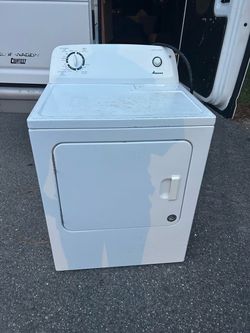 Amana Electric Dryer White. Works great 👍
