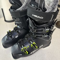 Women’s HEAD Ski Boots – Extended Toe Box, Liquid Fit (Fits 8.5–9)