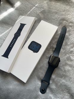 Apple Watch SE 44mm Series 3 +CELLULAR