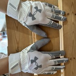 $20 Or Best Offer Under Armour Batting Gloves Child Medium