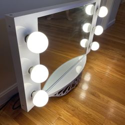 Vanity Girl Makeup Mirror