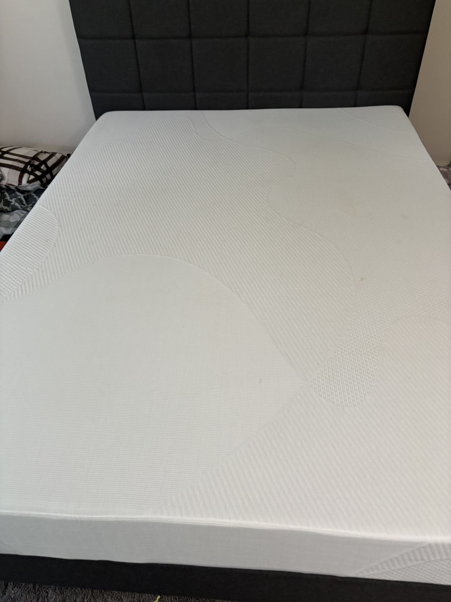 Zinus Serinity 8” Inch Memory Foam Mattress