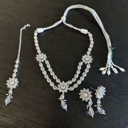 Pakistani/Indian jewelry Set