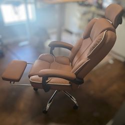 Brown Office Chair with leg rest