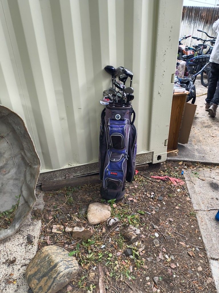 Progressive Weight Golf Clubs