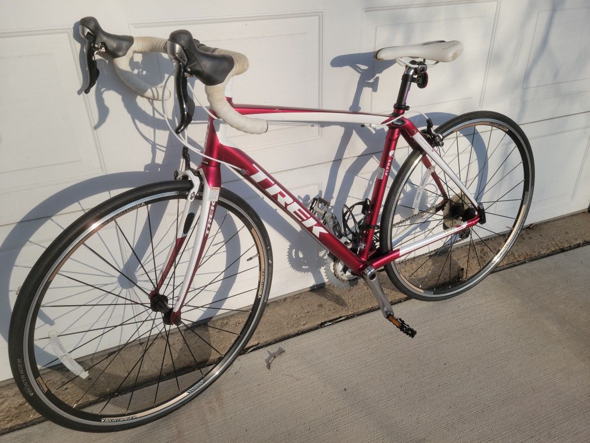 Women's Trek Road Bike Lexa SLX