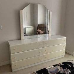 Queen White Lacquer Bedroom - Dresser Needs Restoration Underneath
