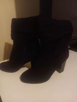 Black boot heels