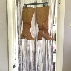 Tan Knee-High Heeled Boots with Button Detail