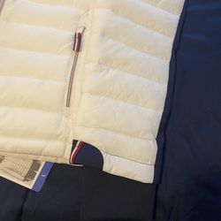 Tommy Hilfiger coat brand new $50