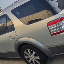 2009 Ford Taurus X