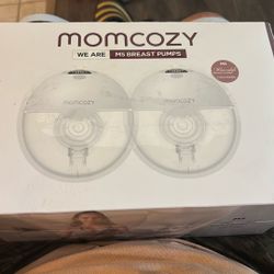 Momcozy M5 Double Breast Pump Brand New 