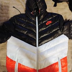 Nike Puffer Jacket 