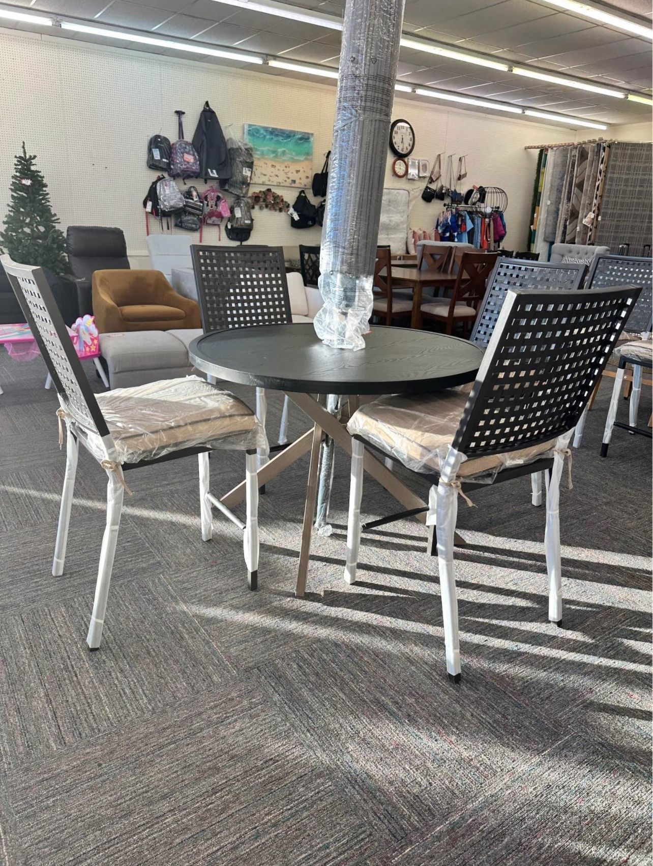 5 Pieces Outdoor Dining Table and Chair Set , New