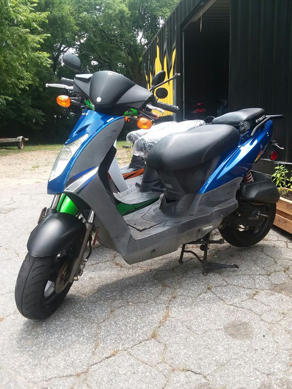 49cc moped scooter Kymco!