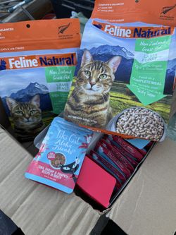 Feline Natural & Tiki Cat