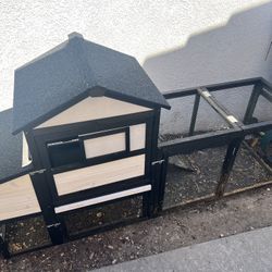 Wooden Chicken Coop With Run