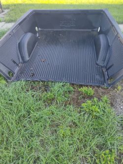 Bed liner for GMC or Silverado short box