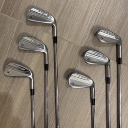 TaylorMade P790 Dynamic Gold Shaft, 4-GW, Standard Loft And Lye 