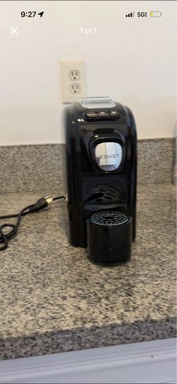 Seaver capsule espresso makers