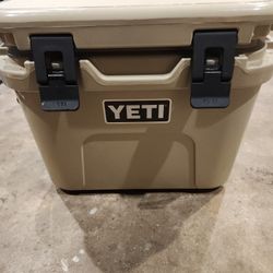 Yeti Roadie 15 Cooler