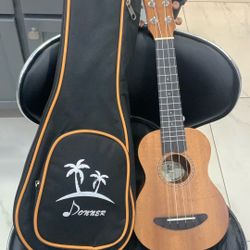 Donner Ukulele With Gig Bag Case, Extras Super Clean And Ready To Play Priced To Sell 