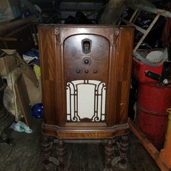 Antique radio