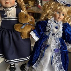 2 Porcelain Dolls. $5  Each. Porcelain Face And Hands. Body Is Soft.