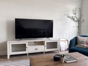 brand new！White Wood Grain TV Stand – IKEA Style Modern Minimalist Entertainment Center