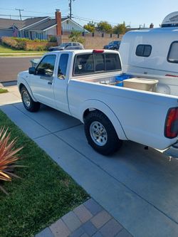 2001 Nissan Frontier XE King Cab