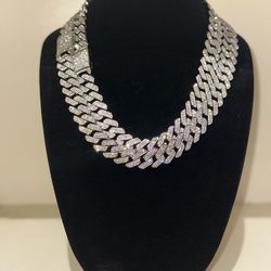 20mm Silver Iced Out Moissanite Cuban Link Chains GRA Verified