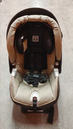 Infant Baby Car Seat w Base
