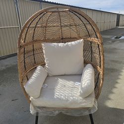 Bran New EGG Chair 