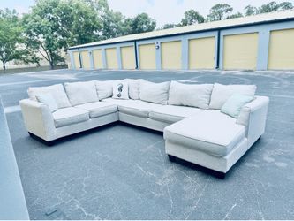 Stunning Contemporary Coastal Upscale Robb & Stucky Sectional Sofa