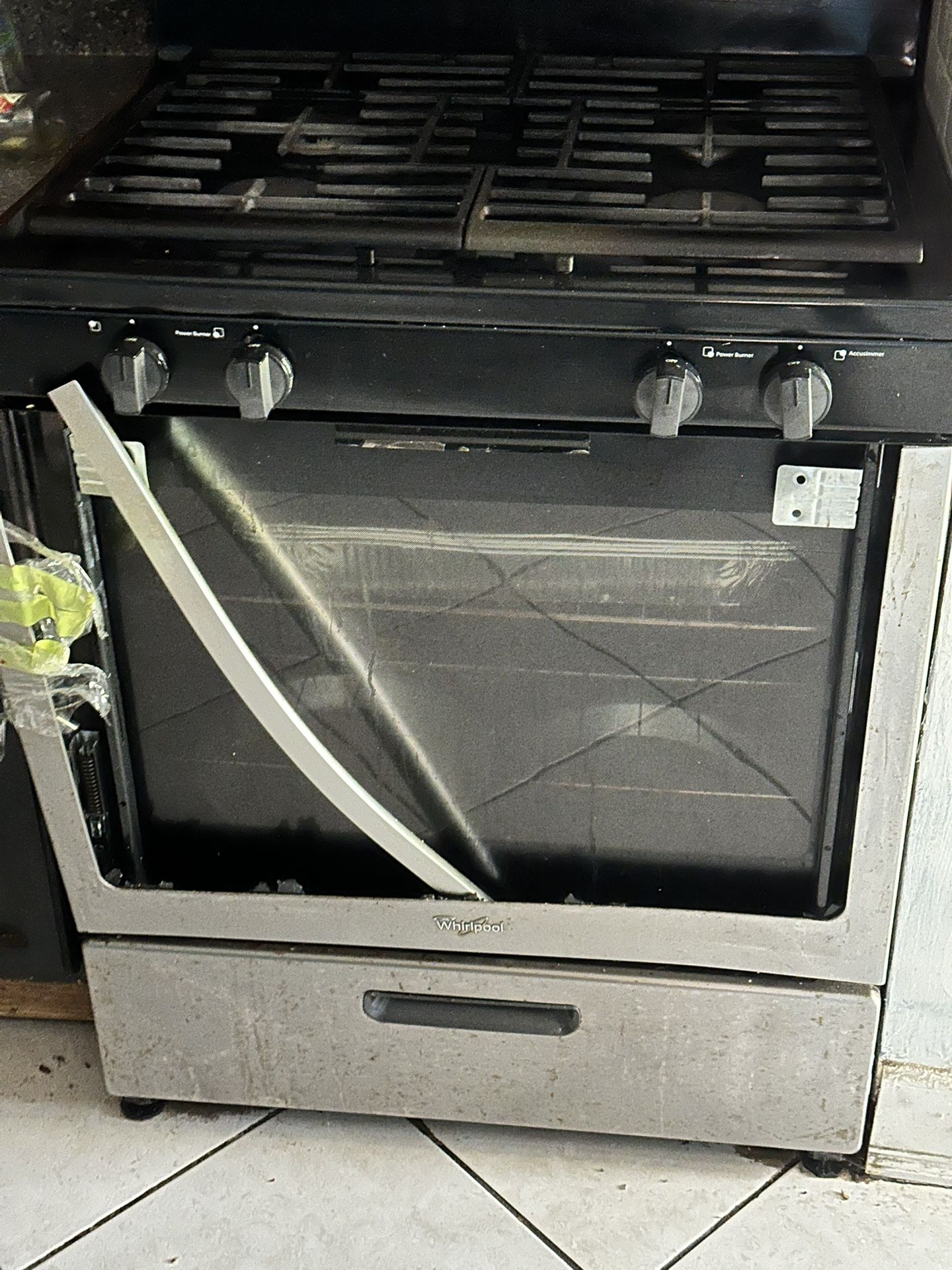 Whirlpool Gas Range - Damaged