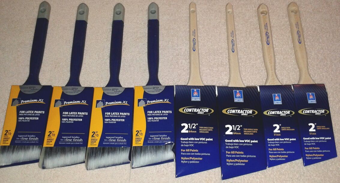 8 SHERWIN WILLIAMS Paint Brushes (2.5" + for Sale in Aspen Hill, MD