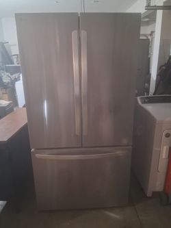 LG Stainless steel French Doors Fridge